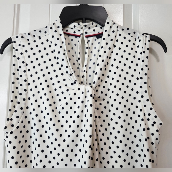 Tommy Hilfiger Tops - Tommy Hilfiger Suiting Polka Dot Top NWT L